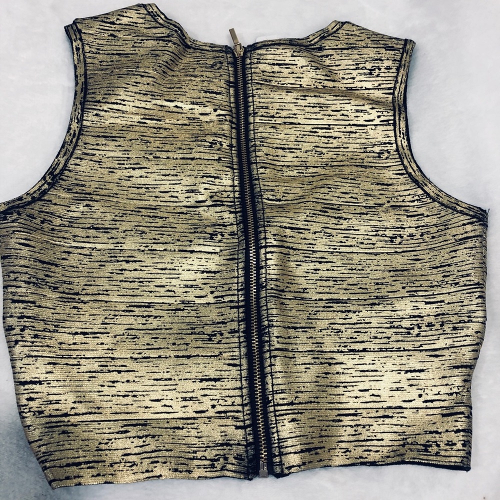 Bebé top never worn with tag  size S - Picture 3 of 5